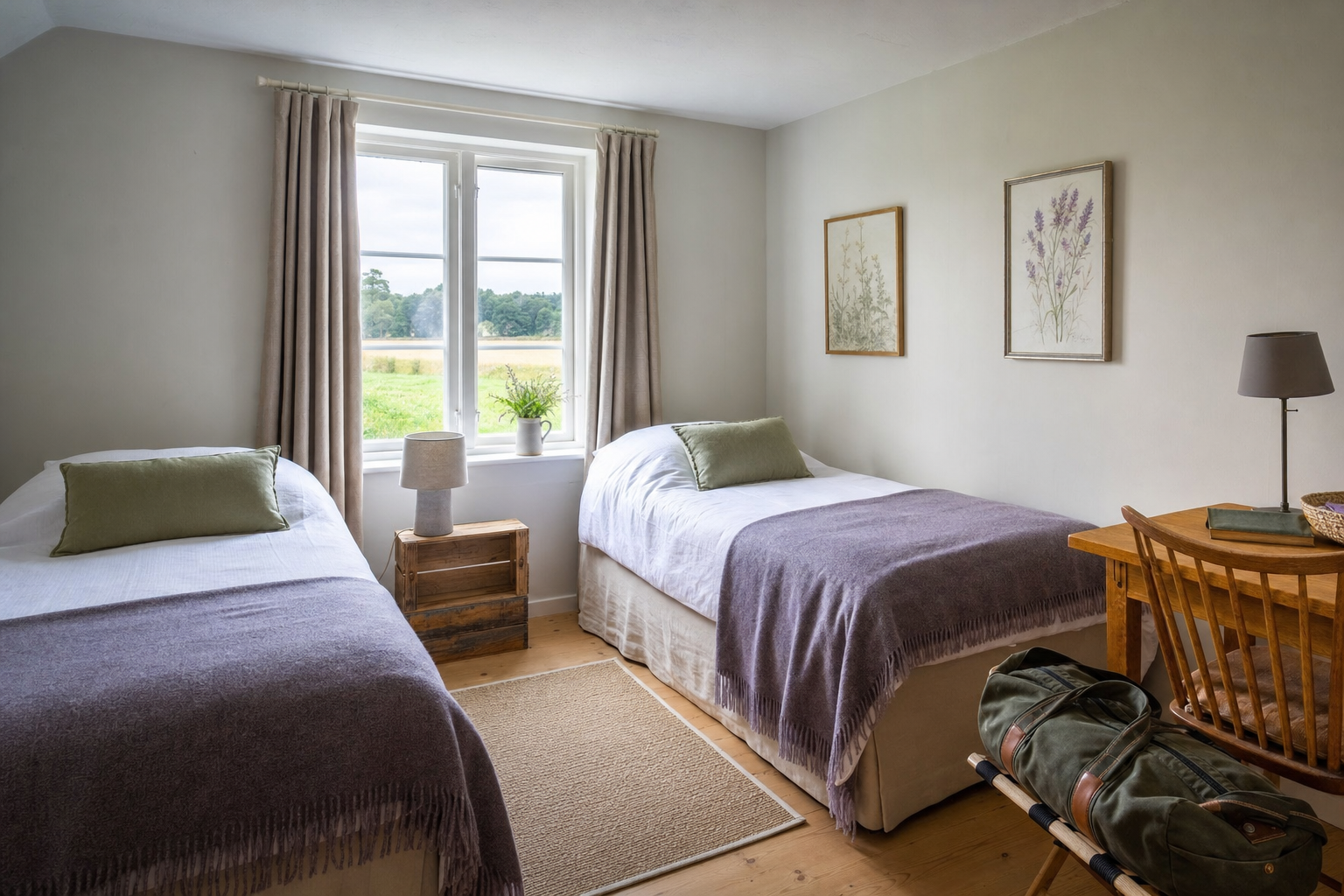 Zweites Schlafzimmer mit zwei Einzelbetten