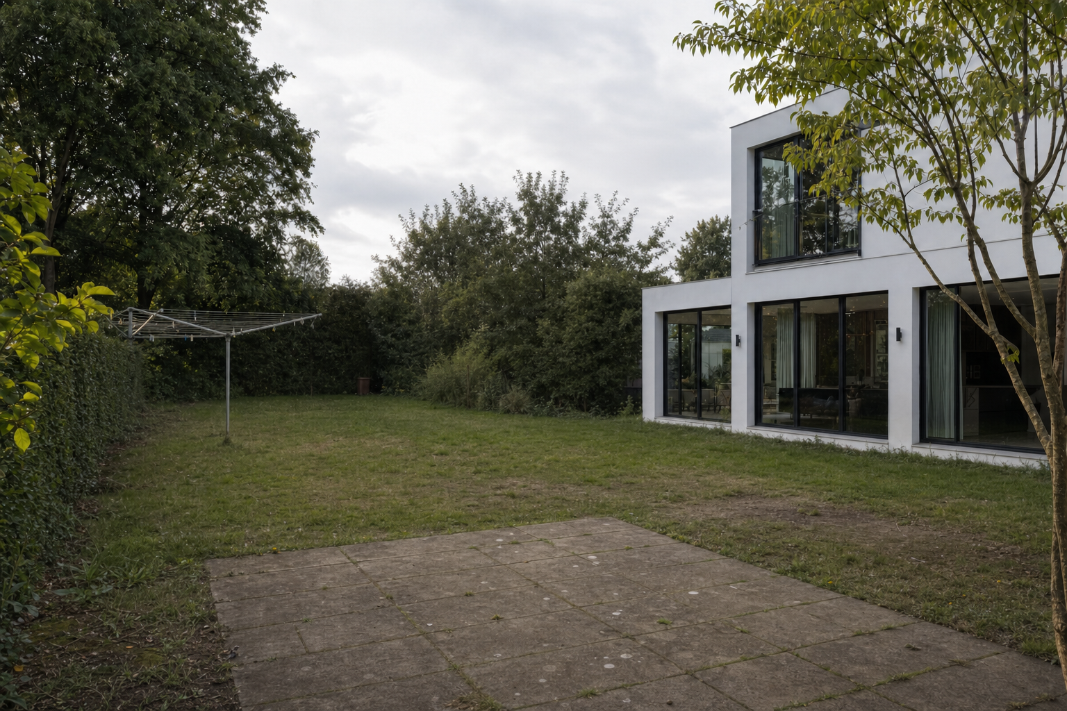 Naturpoolgarten vor der Umgestaltung